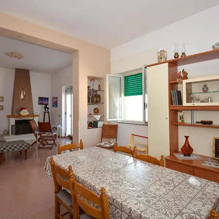 Apartment Gorgeous In Cava Daliga Cava d'Aliga